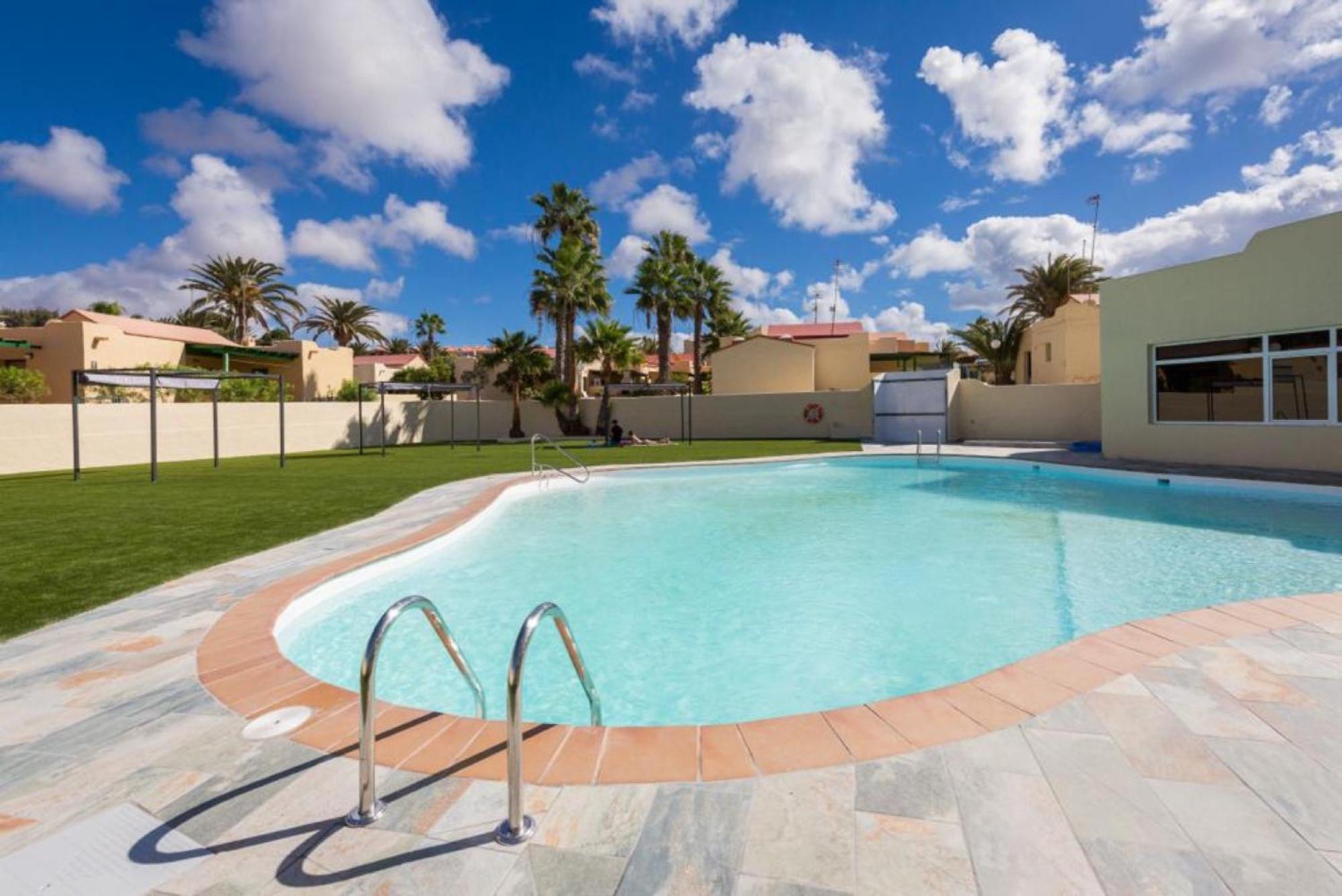 8145B - Bonito Bungalow Κόστα Κάλμα Εξωτερικό φωτογραφία