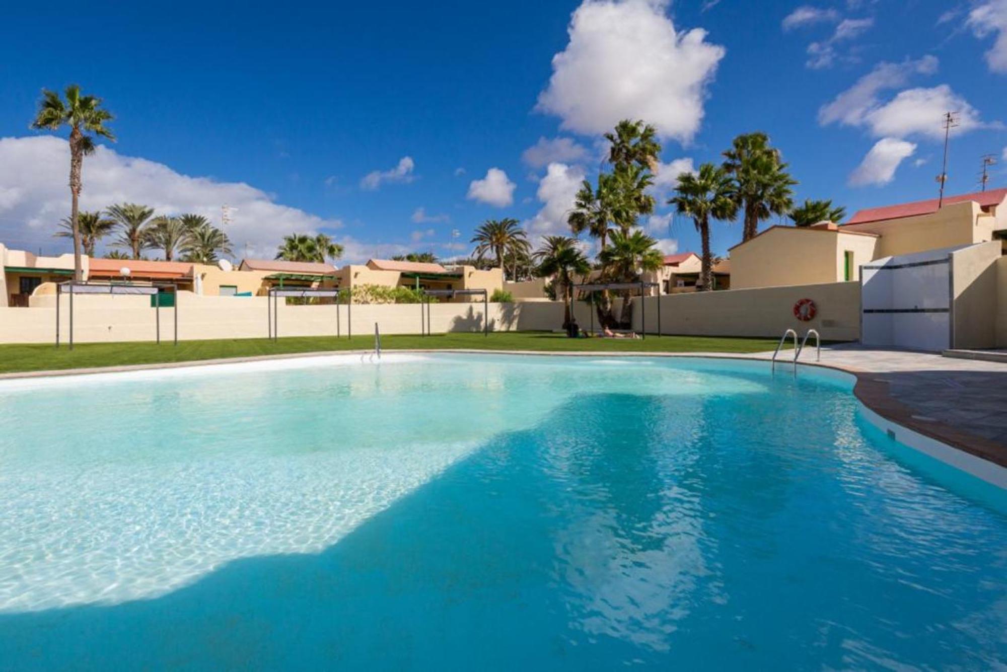 8145B - Bonito Bungalow Κόστα Κάλμα Εξωτερικό φωτογραφία